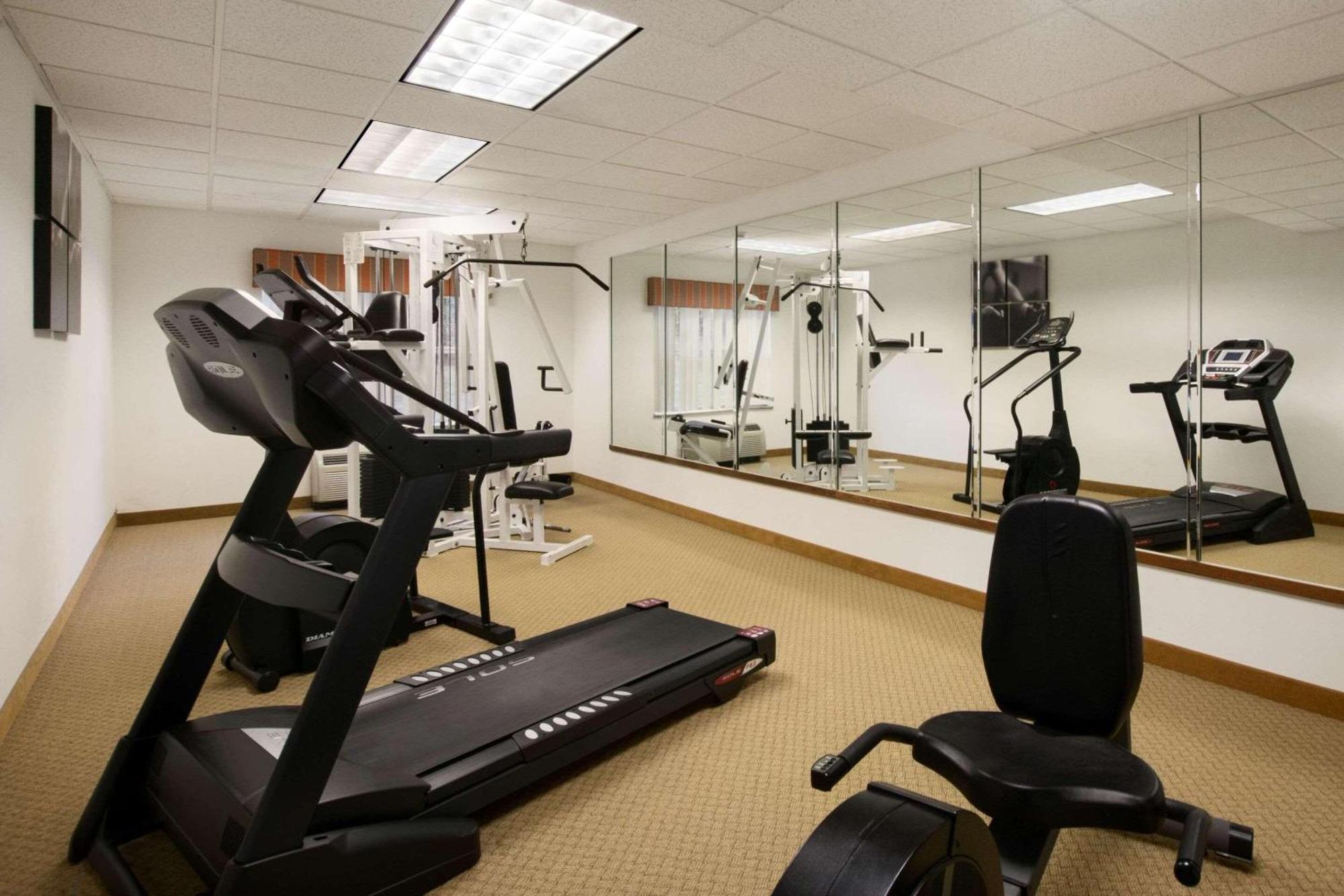 Country Inn & Suites By Radisson, Columbus, Ga מראה חיצוני תמונה