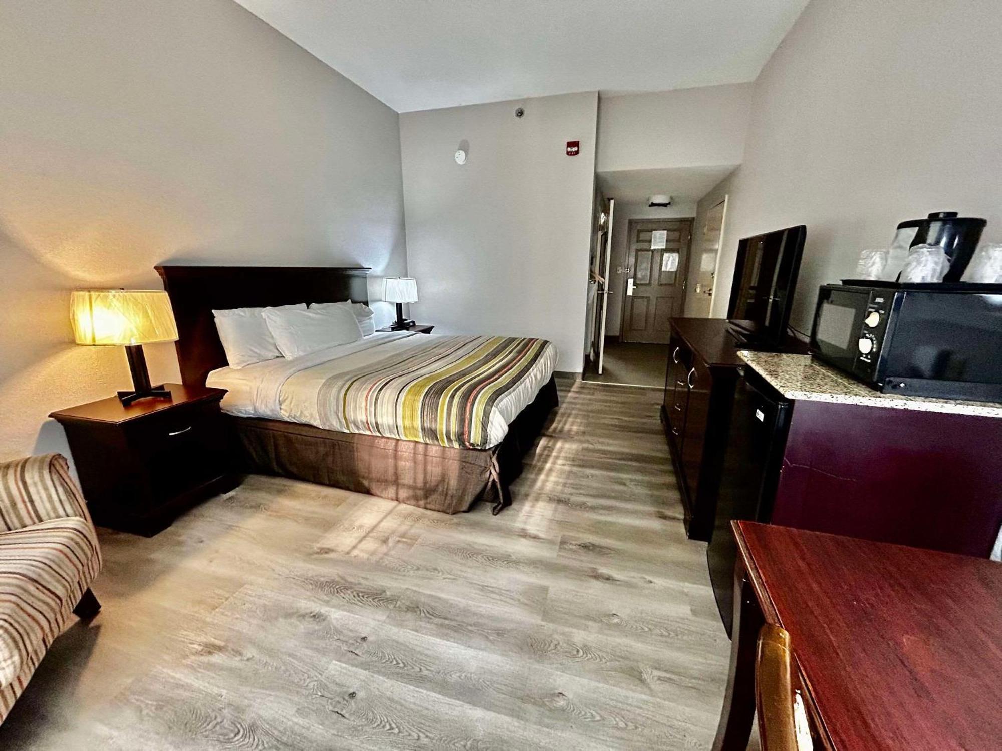 Country Inn & Suites By Radisson, Columbus, Ga מראה חיצוני תמונה